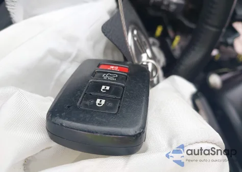 2013 Toyota Rav4 Limited z USA, uszkodzony, nr VIN 2T3DFREV5DW017595